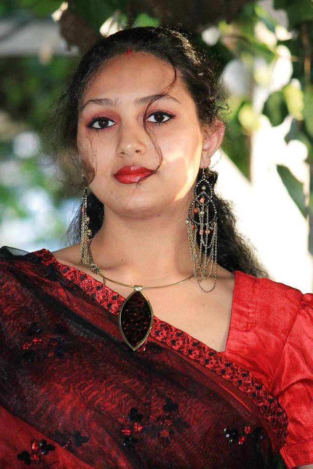 24P Indian beauty