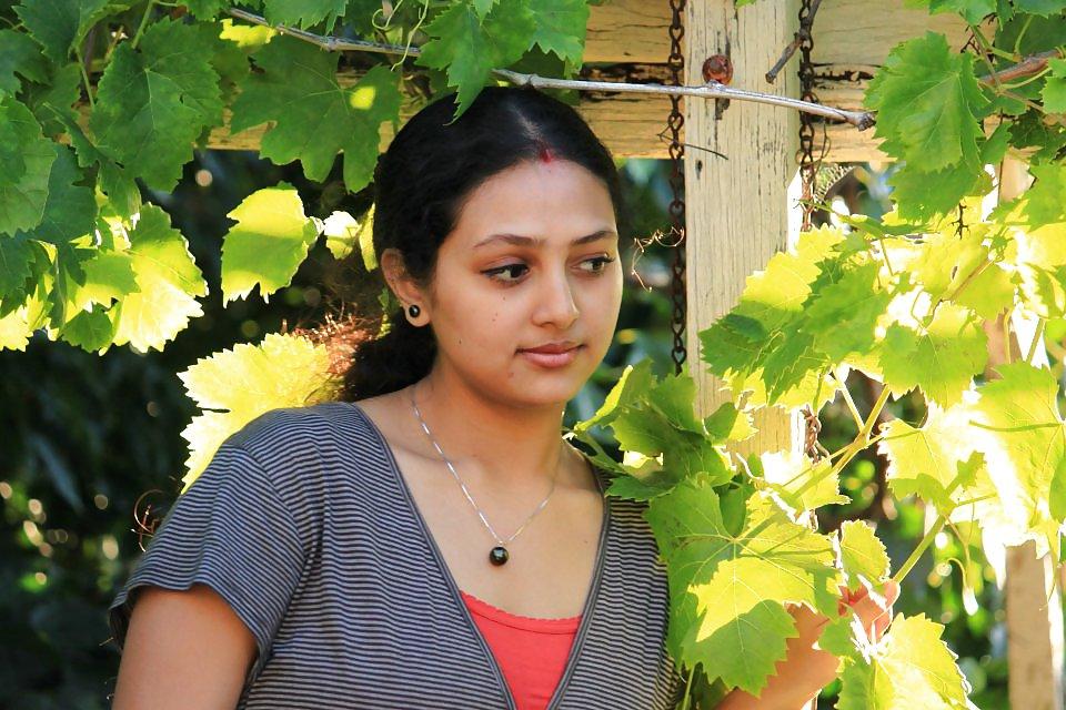 24P Indian beauty