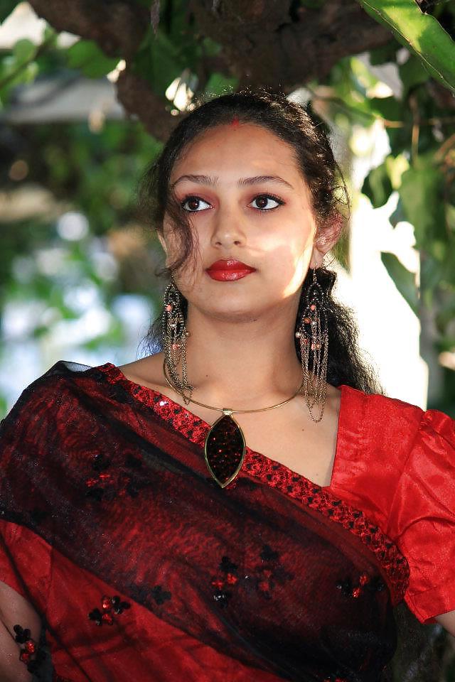24P Indian beauty