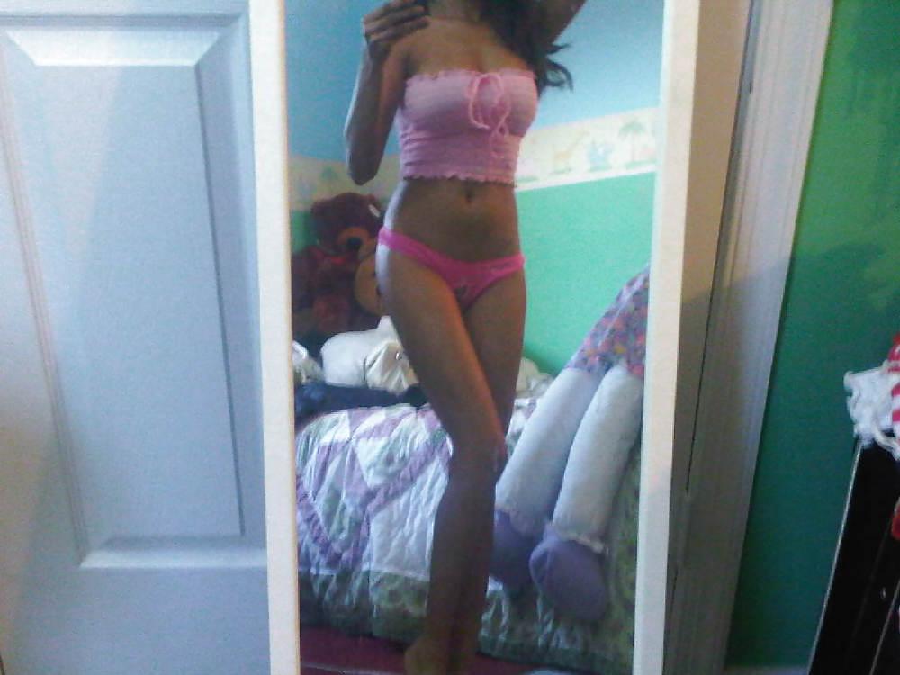 19P Ex gf Blackberry mms selfshot pics