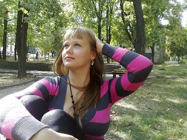 8P Busty Russian Woman 302