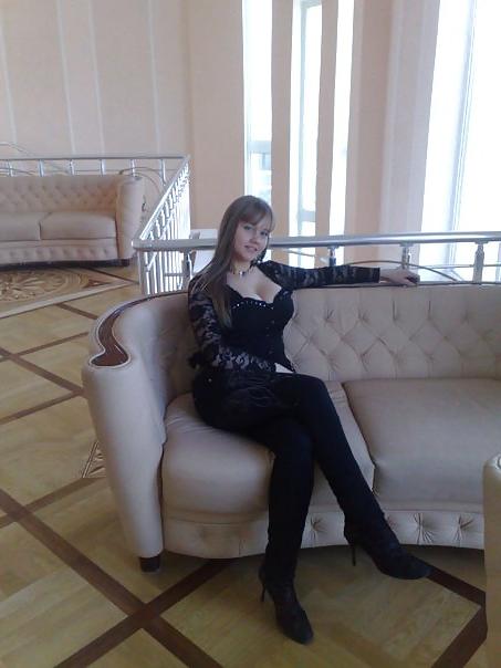 8P Busty Russian Woman 302