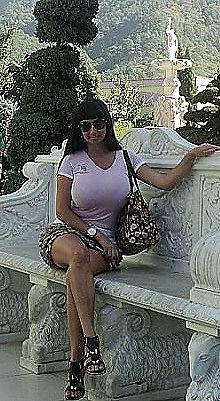 14P Busty Russian Woman 224