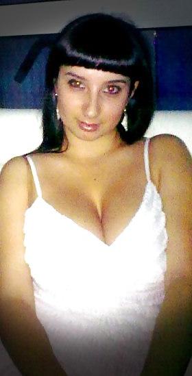 14P Busty Russian Woman 224