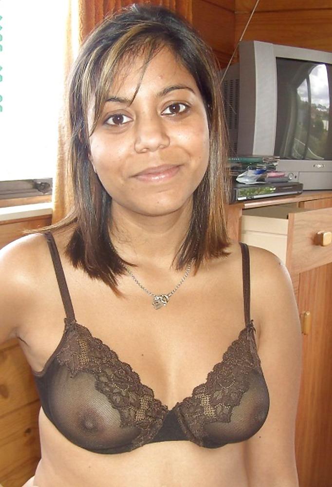 24P Indian Desi Babe Hot & Sexy Indians 