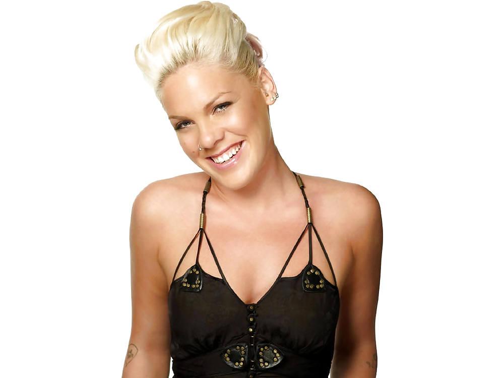 25P Alecia Beth Moore alias P!nk