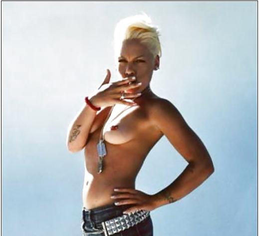 25P Alecia Beth Moore alias P!nk