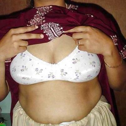 25P Hot desi girls part1