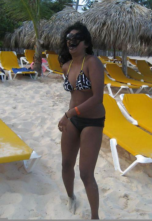 25P Desi girls in swuimsuits 2
