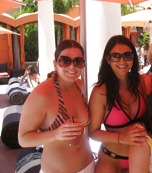 25P Desi girls in swuimsuits 2