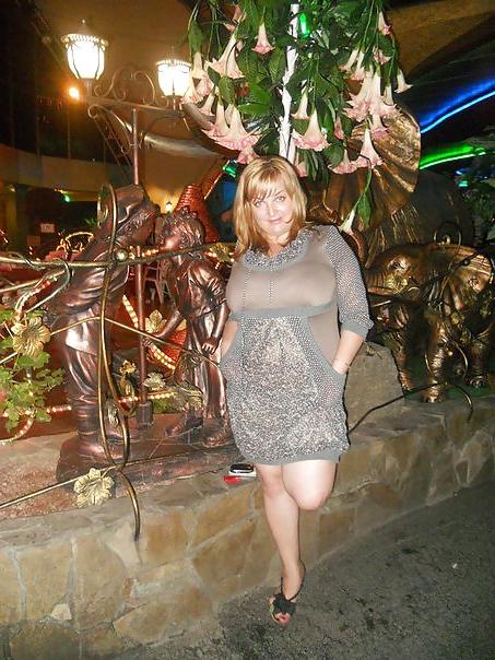 7P Busty Russian Woman 324