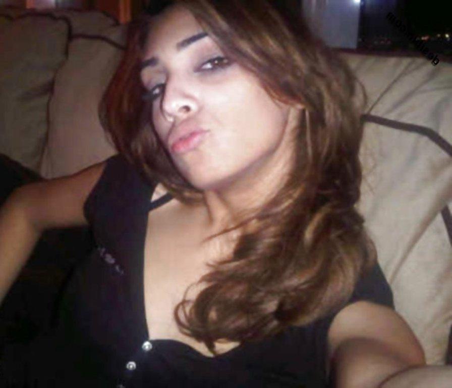 16P Desi model Najy !
