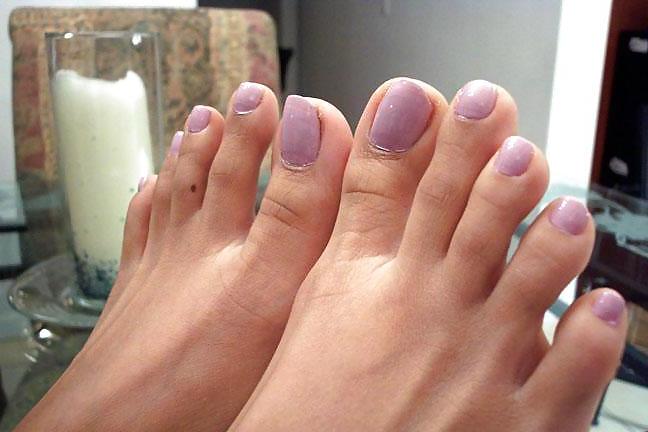 25P Mocha - Indian Foot Babe