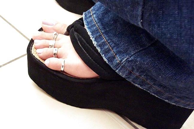 25P Mocha - Indian Foot Babe