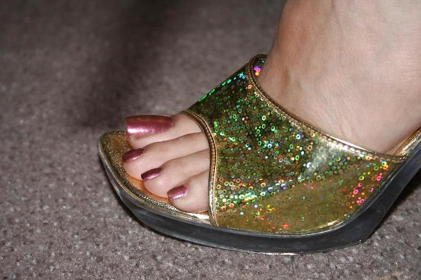 25P Mocha - Indian Foot Babe