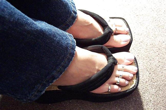 25P Mocha - Indian Foot Babe