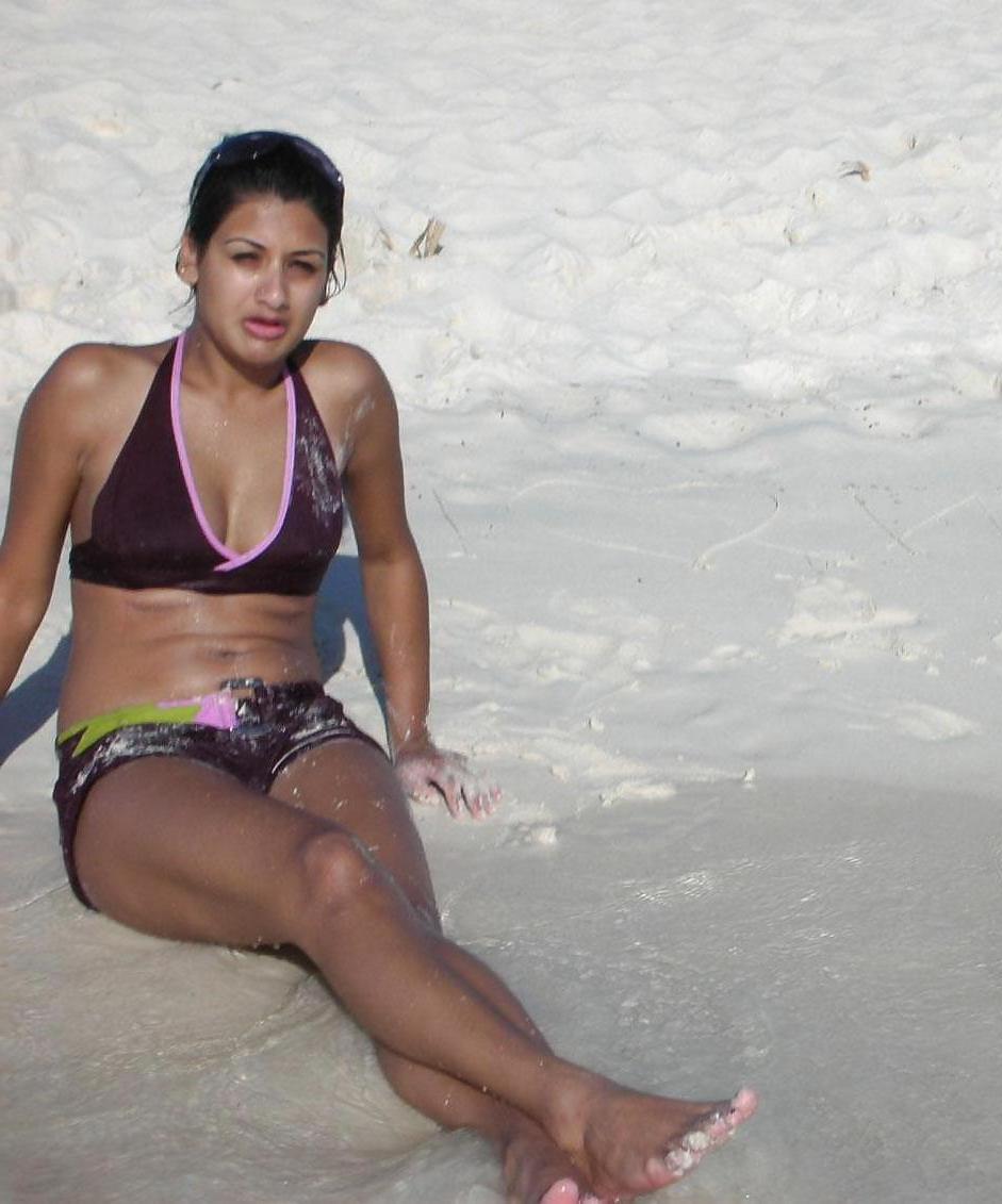 25P Hot & Sexy Indian Desi Babe
