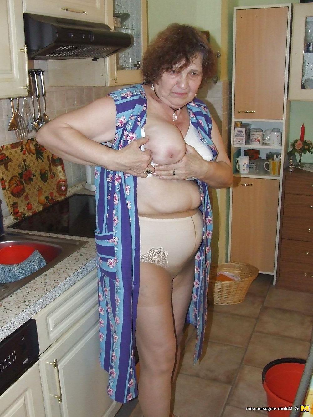 12P Granny panties on mature women