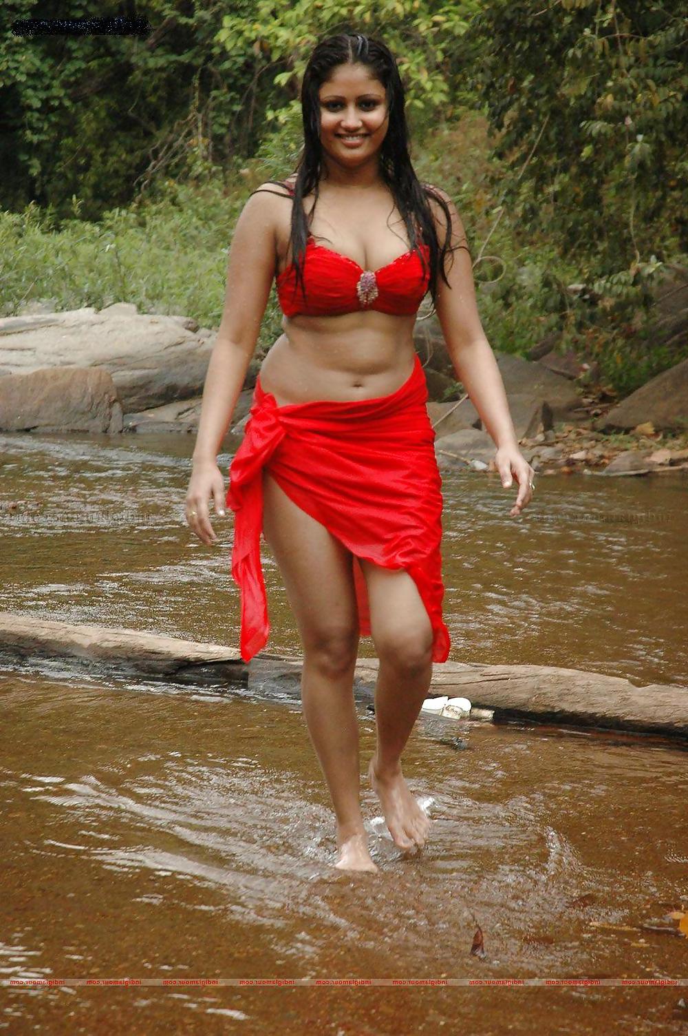 25P Indian Desi Babe Hot & Sexy Indians 