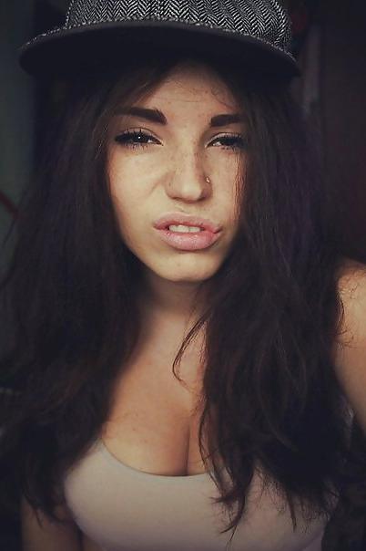 17P Busty Russian Woman 268
