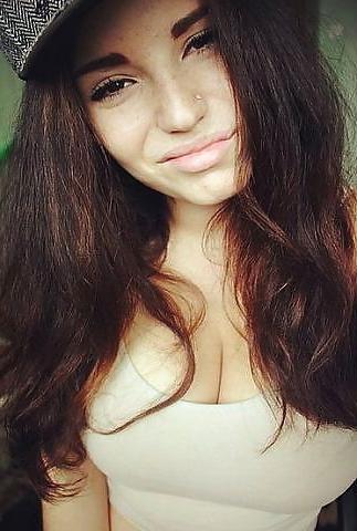 17P Busty Russian Woman 268