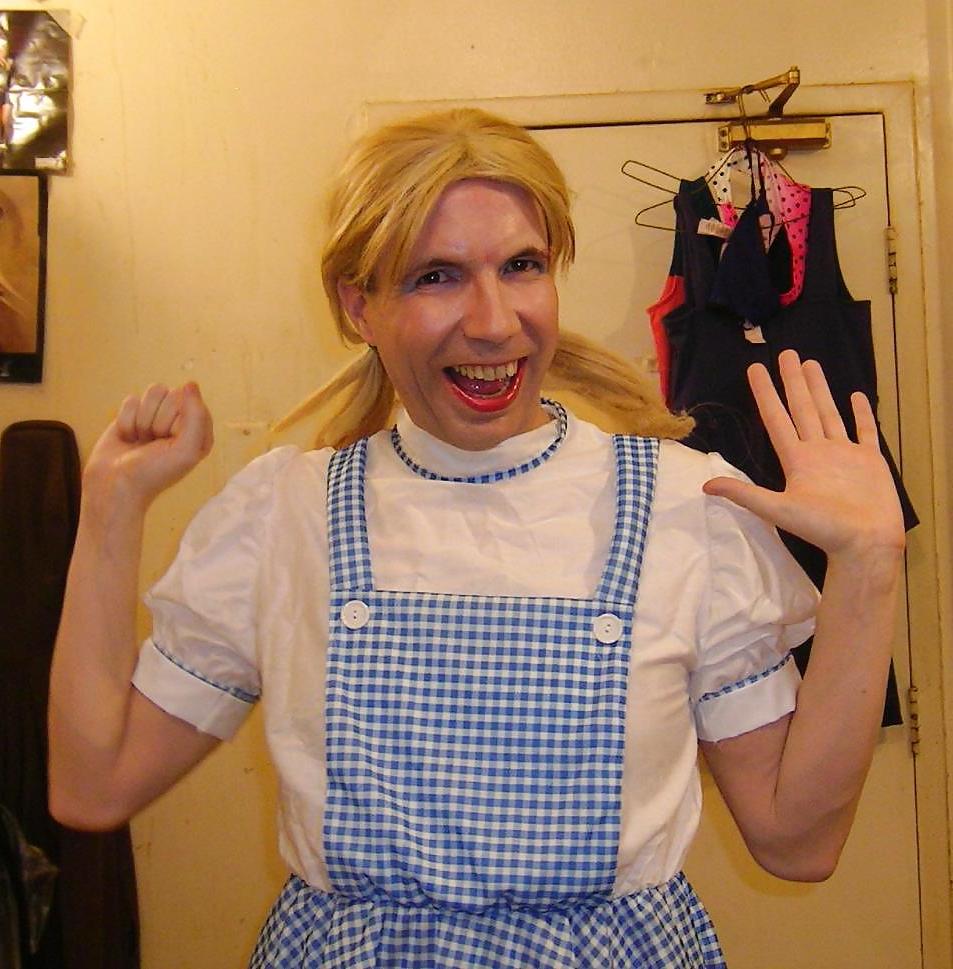 18P LA: dorothy for halloween