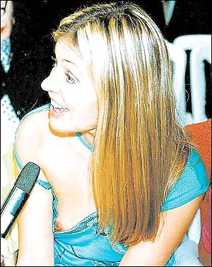 20P Downblouse Nip Slip 4 (boyaka)