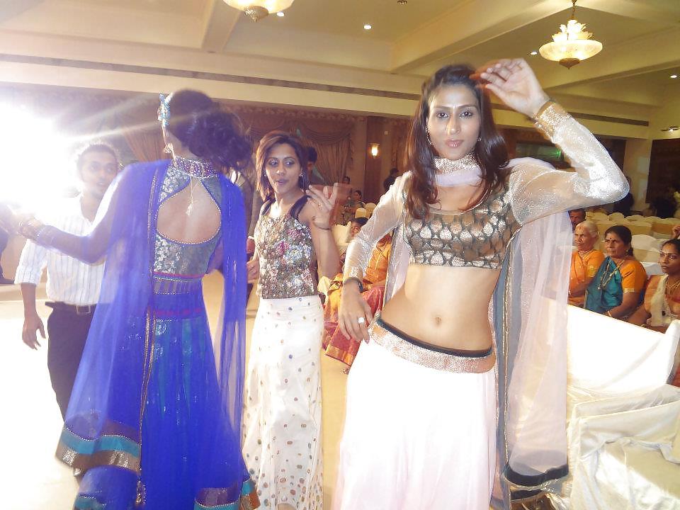 9P Skinny desi girl 