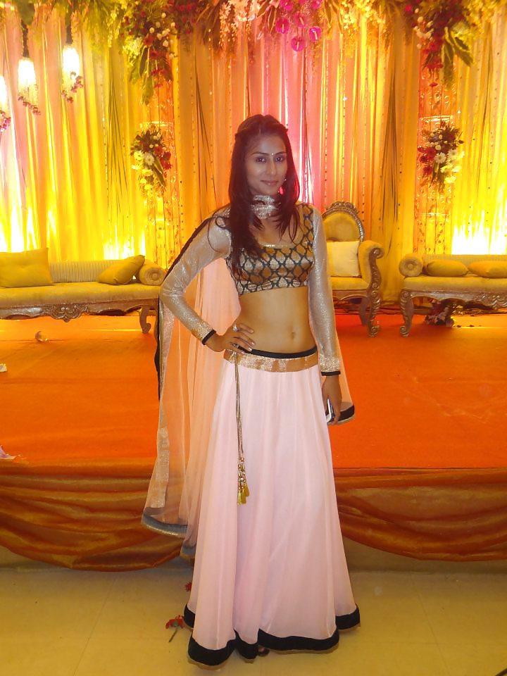 9P Skinny desi girl 