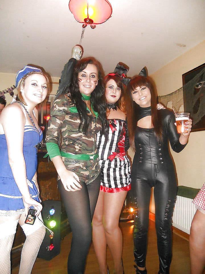 9P Happy Halloween !!!