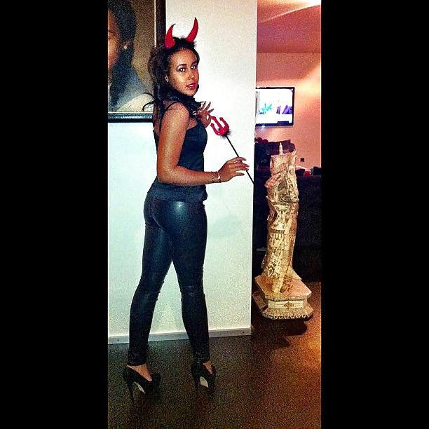 9P Happy Halloween !!!