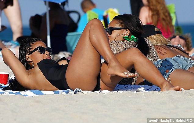 8P Chrstina milian - goodies on the beach