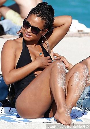 8P Chrstina milian - goodies on the beach