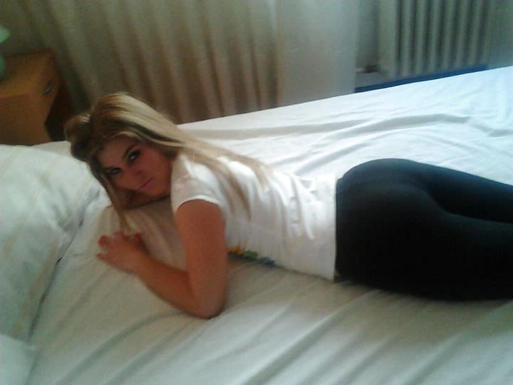 25P SERBIAN beauty ASS 1    amateur