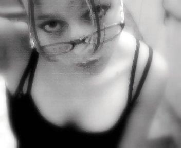 25P Self Shot 02