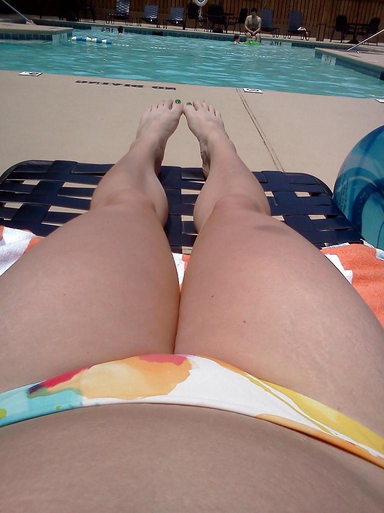 18P Sexy Mature Wife Self Pics