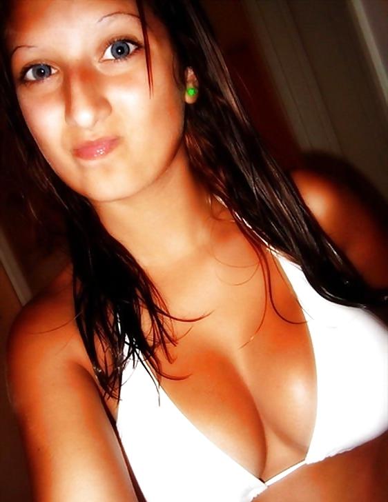 20P Self shot teen panties bras bikinis 