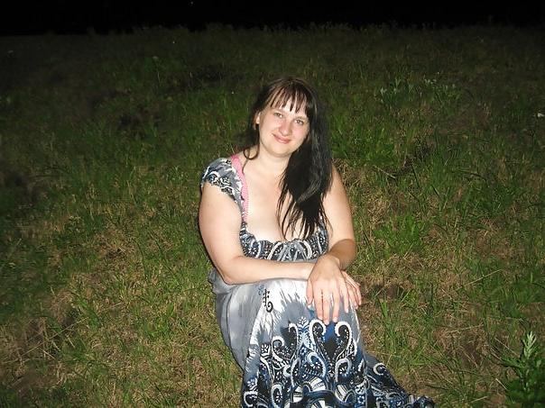 9P Busty Russian Woman 403