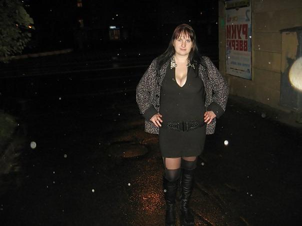 9P Busty Russian Woman 403