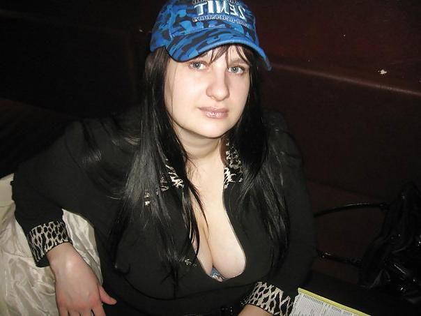 9P Busty Russian Woman 403