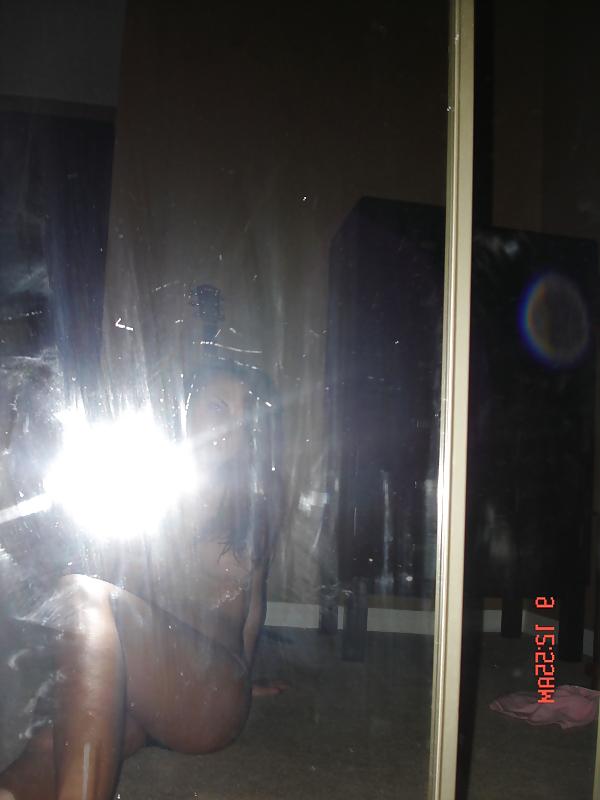 14P Self Shot 04