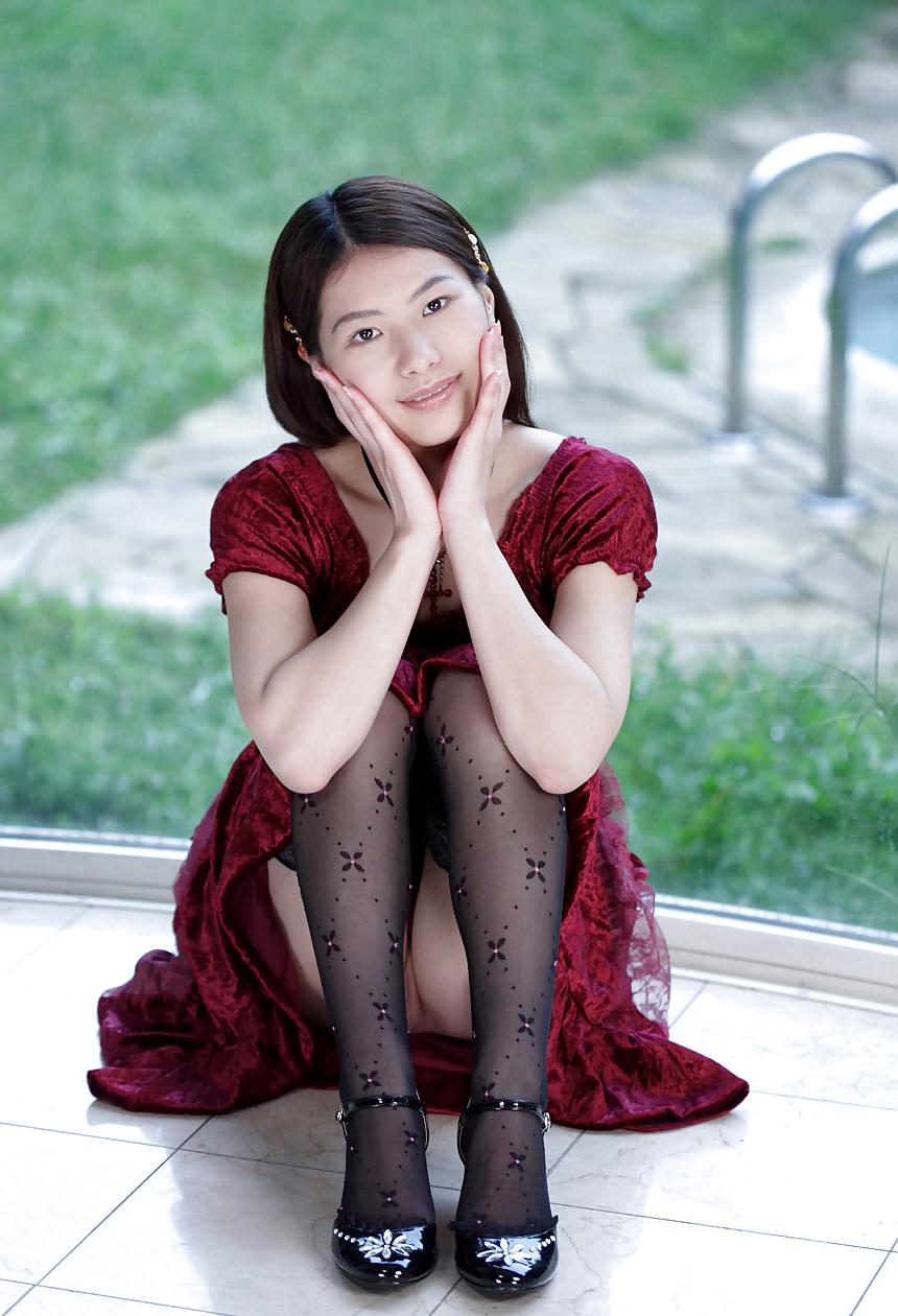 25P Japanese girl ready for halloween