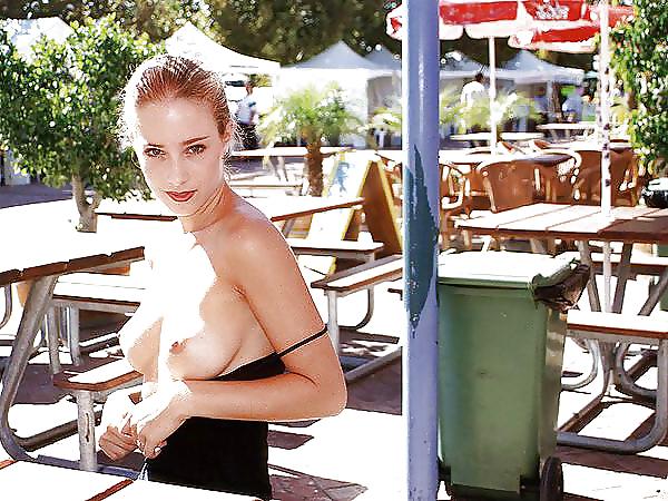 25P Fuori di tetta - flashing tits outdoor