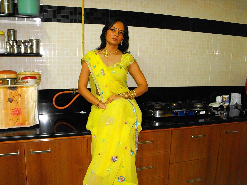 22P Desi girl