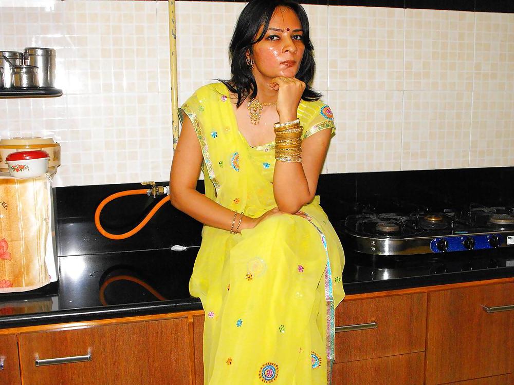 22P Desi girl