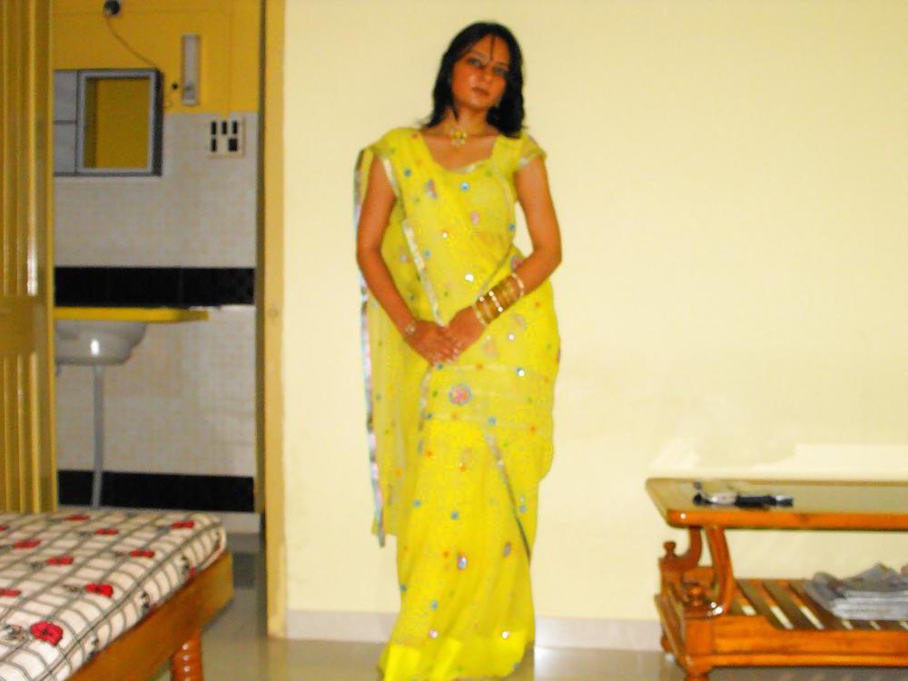 22P Desi girl