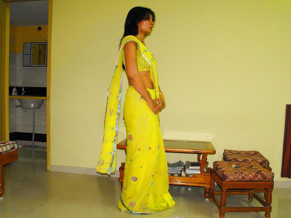 22P Desi girl