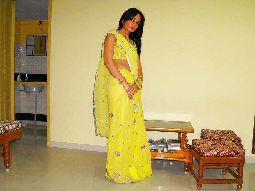 22P Desi girl
