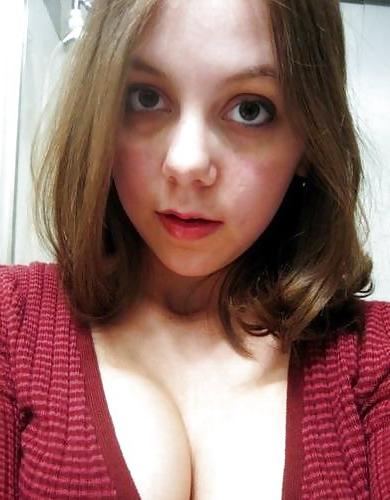 13P The Beauty of Amateur Self Pic College Teen