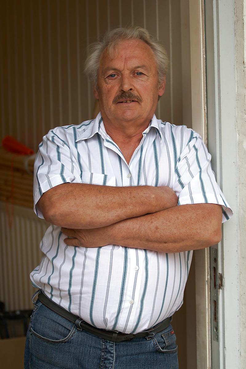 15P BEAUTY & SENIOR - Bruce